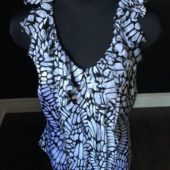 WHBM   - Picture 1 of 5